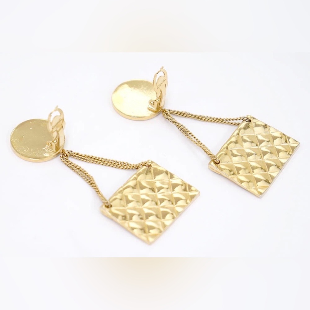 CHANEL CC Gold Quilted Handbag Drop Clip on Earrings - Picture 2 of 6